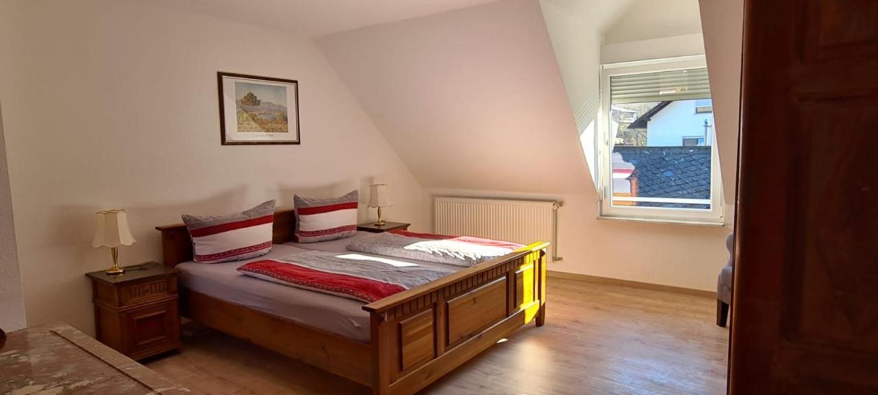 Ferienhaus Schnitzius Kinheim المظهر الخارجي الصورة